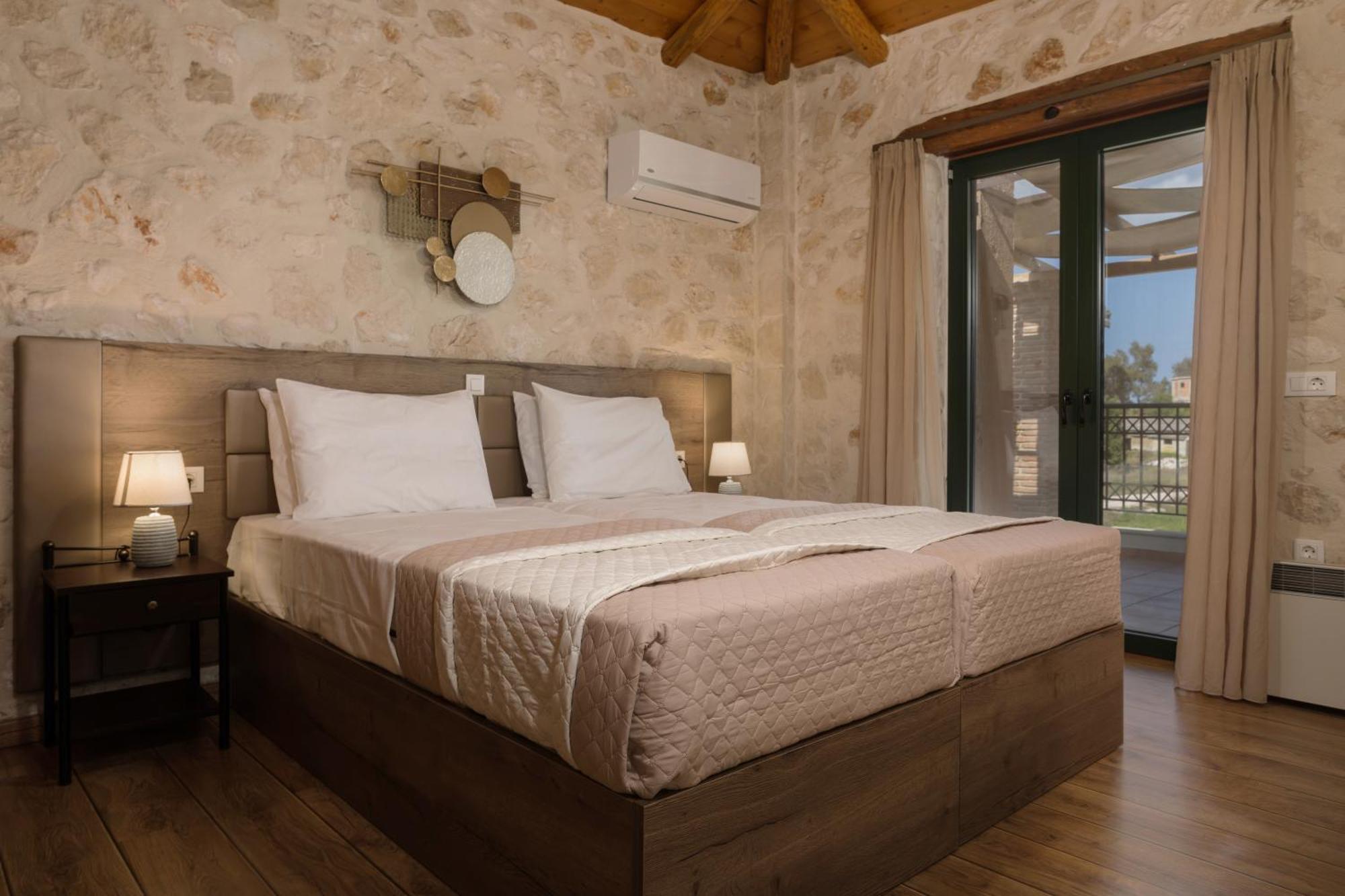 Dandelion Stone House Vila *